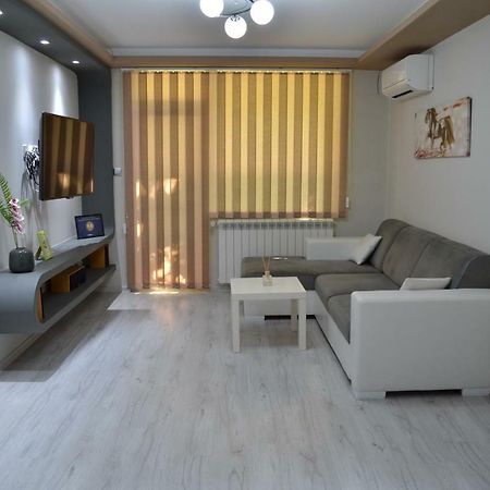 Luxury Apartment Near Varna, Located In Targovishte Exteriér fotografie