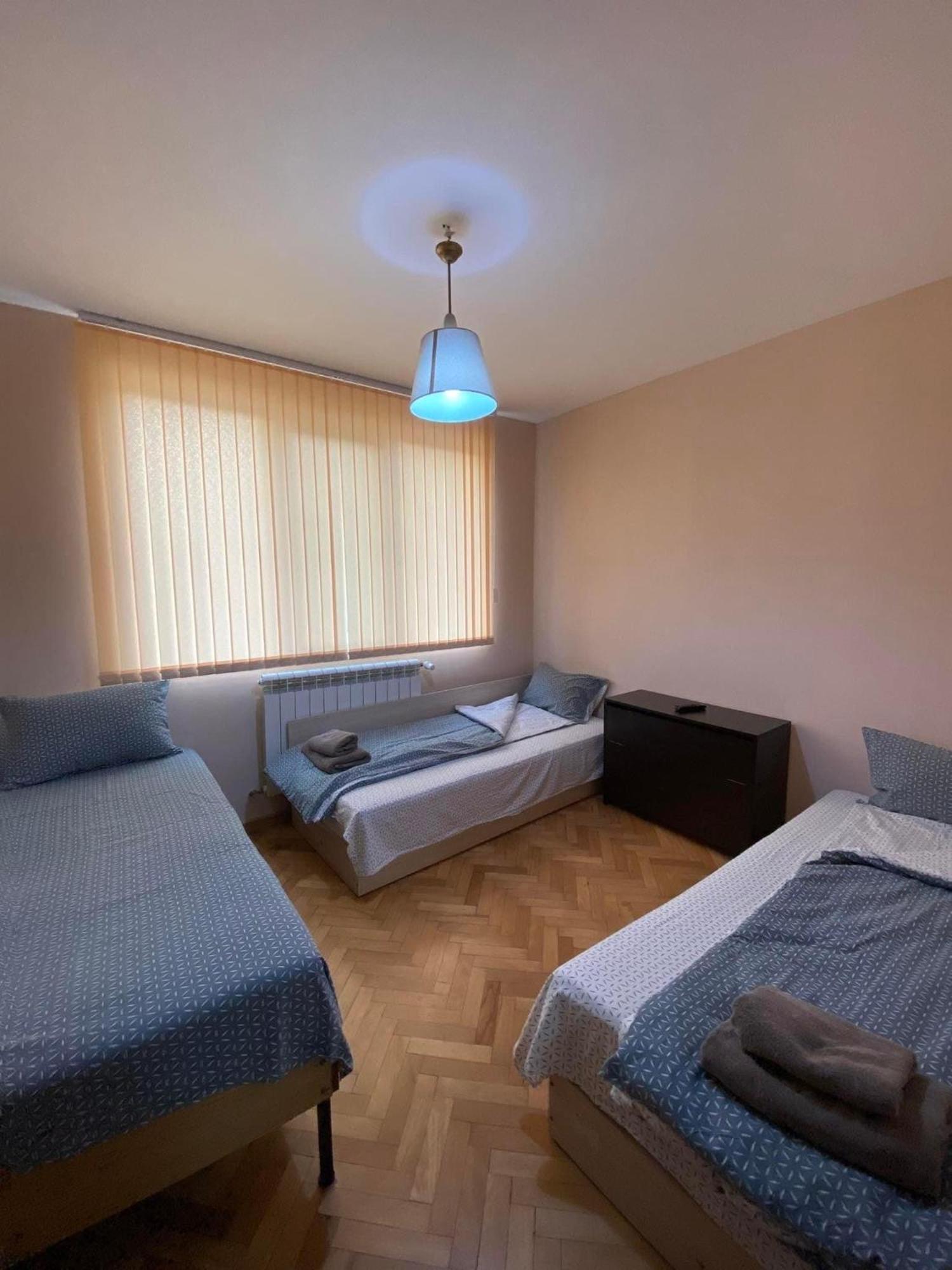 Luxury Apartment Near Varna, Located In Targovishte Pokoj fotografie