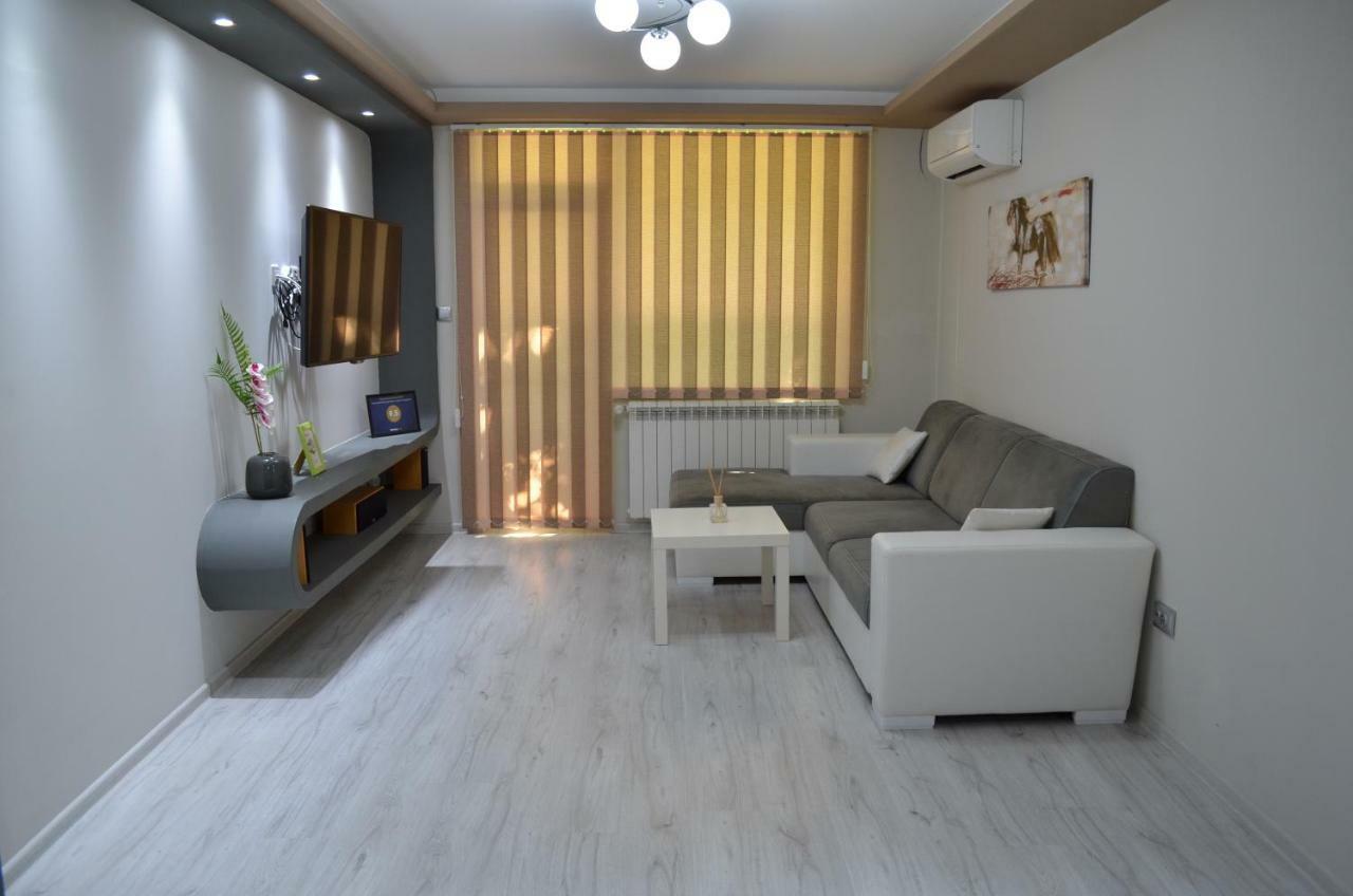 Luxury Apartment Near Varna, Located In Targovishte Exteriér fotografie
